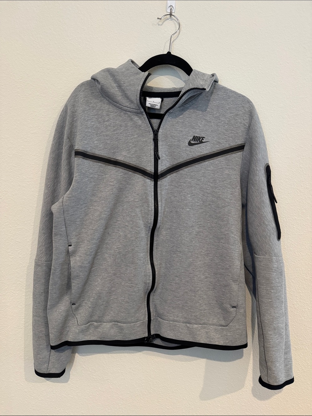 Nike Men’s Tech Fleece Gray Hooded Zip Jacket with Black Accents